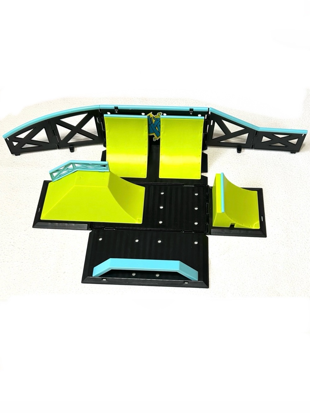 Tech Deck Transforming SK8 Container Pro Modular Skate Park Skatepark